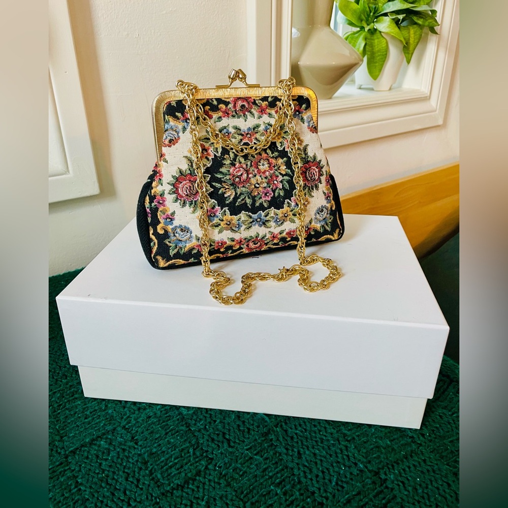 Vintage Floral Tapestry Bag with Gold Chain